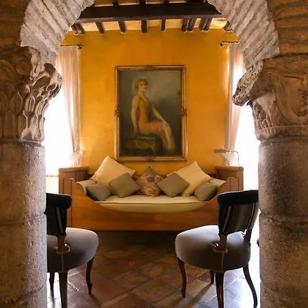 The Trastevere Painter Penthouse * Řím