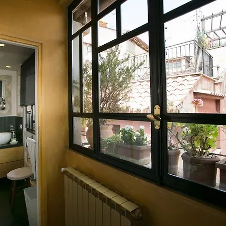 The Trastevere Painter Penthouse Řím