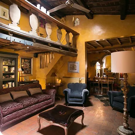 The Trastevere Painter Penthouse Apartmán *