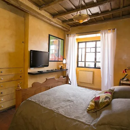 The Trastevere Painter Penthouse * Řím