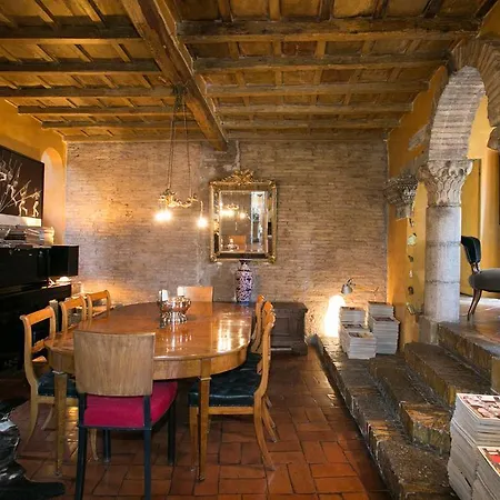 The Trastevere Painter Penthouse Apartmán